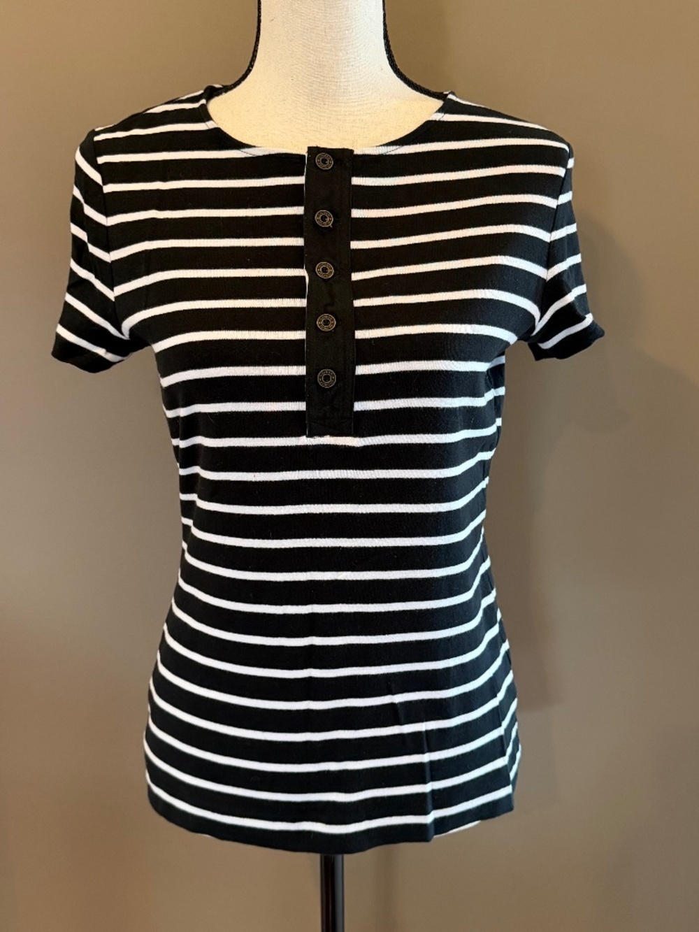 LRL Lauren Jeans Co. Black & White Striped Cap Sleeve Henley Top, Size Medium